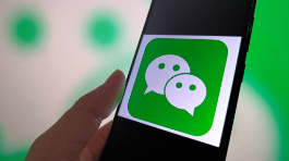 微信回应“夫妻用AI写公众号年赚200万”，平台收紧AI生成内容管控