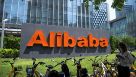 阿里巴巴，单日市值增超1300亿港元