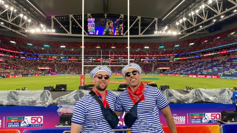 不少球迷精心打扮入场。