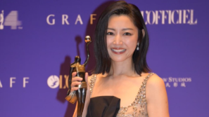 金像奖2026 | 卫诗雅赢“最佳女配角”夸老公旺妻，忆7年前迷茫担心失业