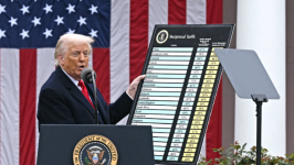 特朗普关税退款系统今日启动，企业可申领被裁定违宪关税