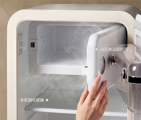 泡泡玛特首款家电！LABUBU冰箱上架：5999元 全球限量999台