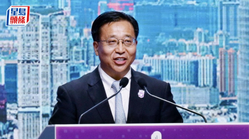 外交部驻港特派员公署特派员崔建春。