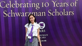 “赌王”最小女儿何超欣清华毕业后留校，冲上热搜