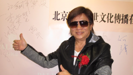 梁小龙疑因一性格特质遗憾离世？白彪揭好友跟妻子真实关系，曝火云邪神曾伏枱呼吸急促