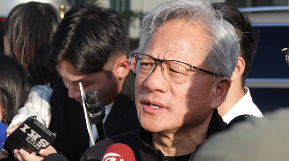 黄仁勋称2000亿美元CPU市场预测 黄仁勋称2000亿美元CPU市场预测