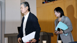 王光慈下跪磕头道歉、惊吓过度休克？马英九基金会最新声明
