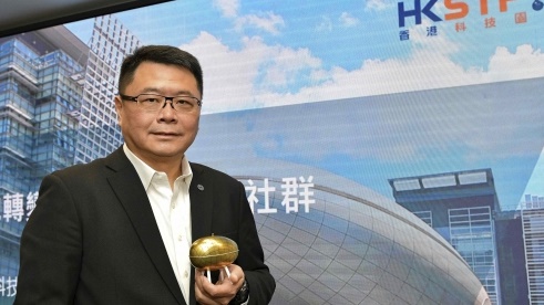 查毅超 查毅超