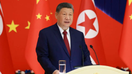习近平结束对朝鲜国事访问回到北京