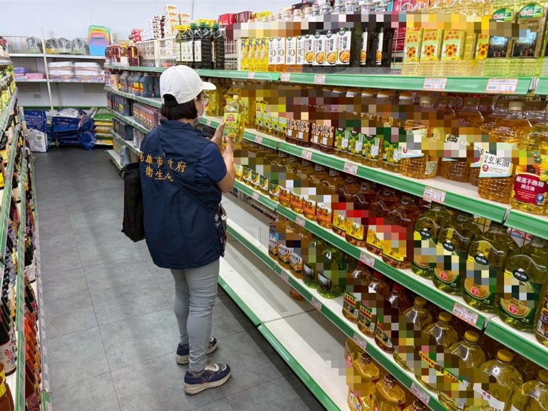 中联油脂风暴延烧，高雄市卫生局全面清查。